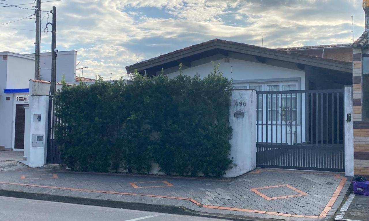 Casa Aconchegante E Localizacao Maravilhosa. Villa Itanhaém Buitenkant foto